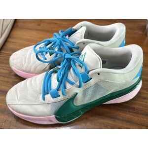 Nike Zoom Freak 9.5  Multi Color Swoosh DX4985-200 B. Akoubo